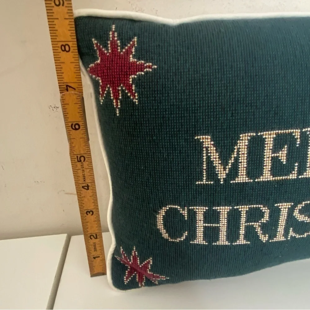 Pier 1 Green White Cotton Christmas Holiday Needlepoint Decorative Pillow NWOT